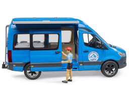 Bruder MB Sprinter Camper s řidičem a příslušenstvím 1:16